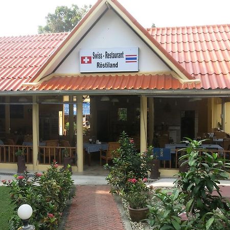 Flower Paradise Bungalows & Swiss Restaurant Roestiland Lamai Beach  Екстер'єр фото