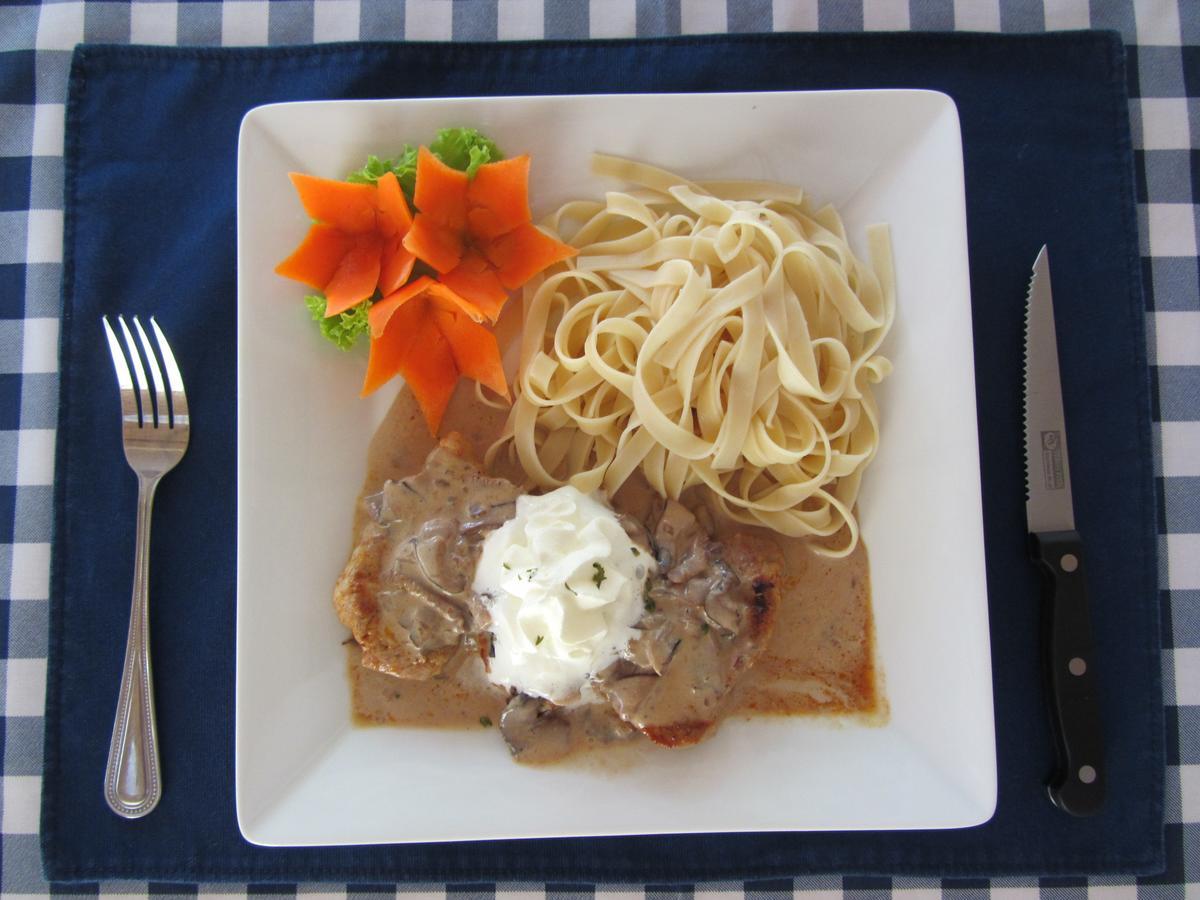 Flower Paradise Bungalows & Swiss Restaurant Roestiland Lamai Beach  Екстер'єр фото